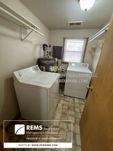 151 W Adams St in Wisconsin Dells, WI - Building Photo - Building Photo