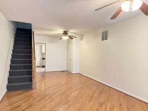 1525 Montrose St in Philadelphia, PA - Building Photo - Building Photo