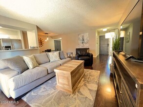 9270 E Mission Ln in Scottsdale, AZ - Building Photo - Building Photo