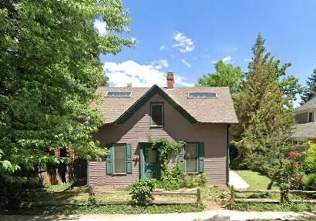 545 University Ave in Boulder, CO - Building Photo