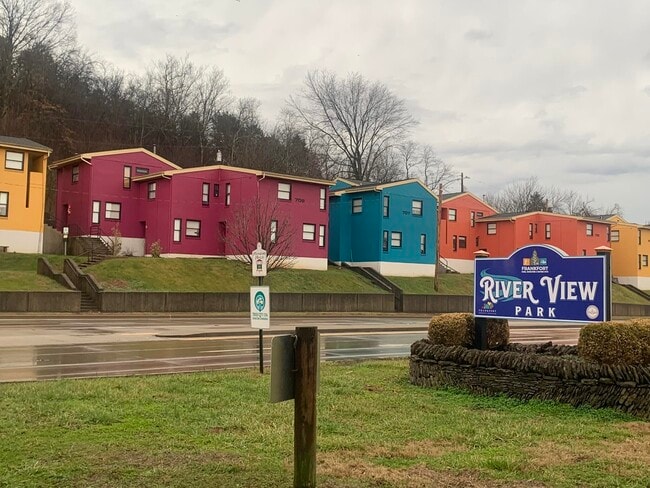 713 Wilkinson Blvd in Frankfort, KY - Foto de edificio - Building Photo