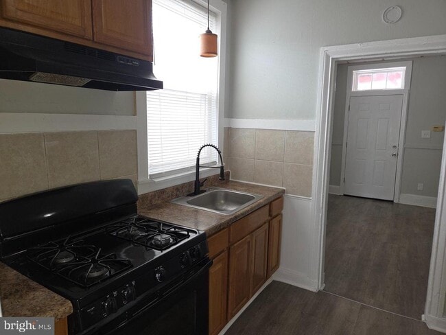 property at 33 Mill St