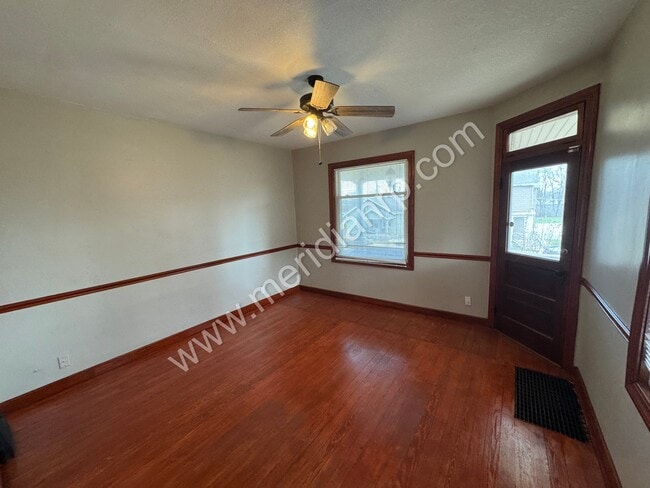 2403 N Clinton St in Fort Wayne, IN - Building Photo - Building Photo