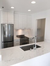 8600 Burton Way in Los Angeles, CA - Building Photo - Building Photo