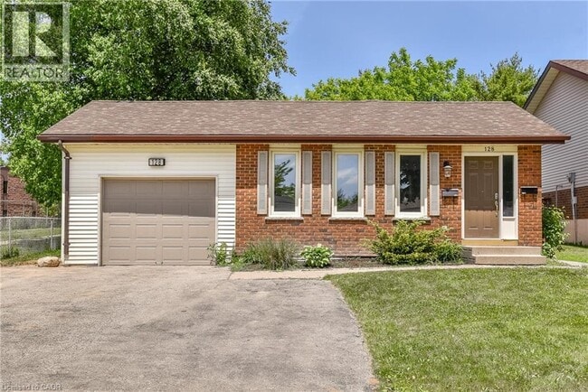 property at 128 Carlyle Dr