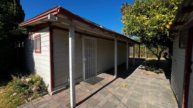 15538 Usher St in San Lorenzo, CA - Foto de edificio - Building Photo