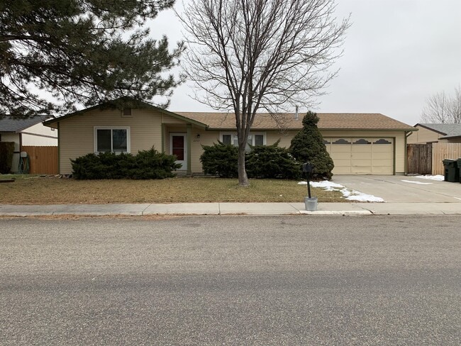 2263 NW 11th Ave in Meridian, ID - Building Photo - Building Photo