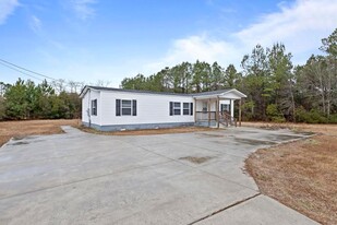 141 Williams Rd in Jacksonville, NC - Building Photo - Building Photo