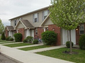 25 Vine St in Leipsic, OH - Building Photo - Building Photo