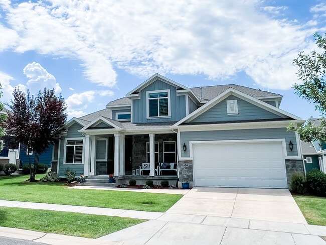 property at 2670 Weathervane Way S