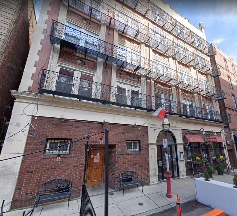 25 Fleet St, Unit 30 in Boston, MA - Foto de edificio