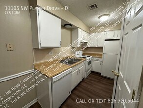 11105 NW Player Dr in Parkville, MO - Building Photo - Building Photo