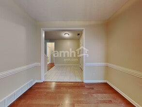 9619 Morning Shadow Dr in Memphis, TN - Foto de edificio - Building Photo