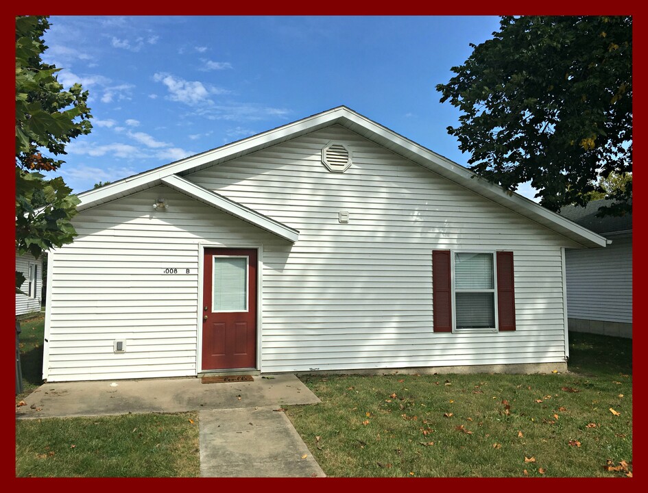 1010 E Randolph St, Unit B in Kirksville, MO - Building Photo