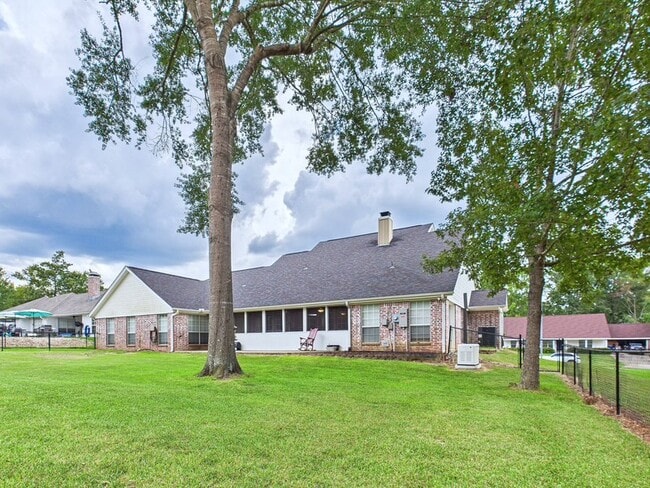 1014 Redbud in Diboll, TX - Building Photo - Building Photo