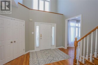 2029 McCracken Ct in London, ON - Building Photo - Building Photo