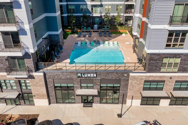 Lumen in Birmingham in Birmingham, AL - Foto de edificio - Building Photo