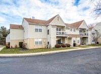 Water's Edge Apartments photo'
