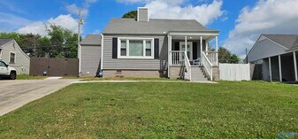 3912 Pine Ave SW in Huntsville, AL - Building Photo