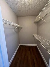 5144 Conroy Rd-Unit -1014 in Orlando, FL - Foto de edificio - Building Photo