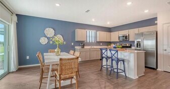 4425 Boxelder Ave in Parrish, FL - Building Photo