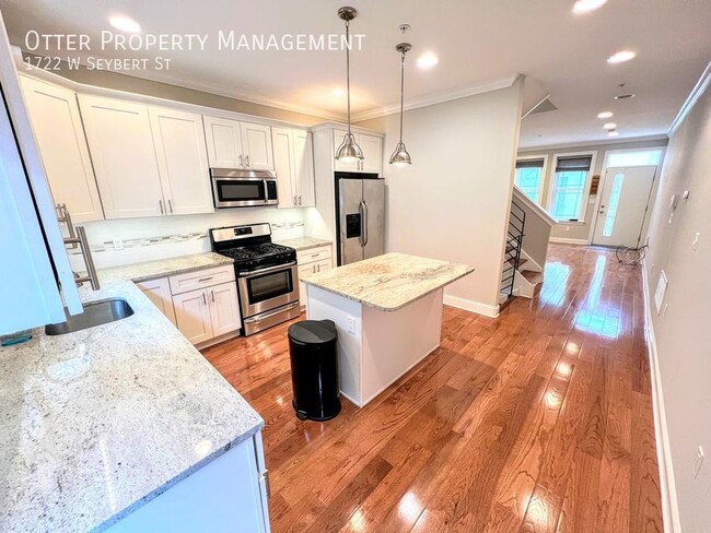 property at 1722 W Seybert St