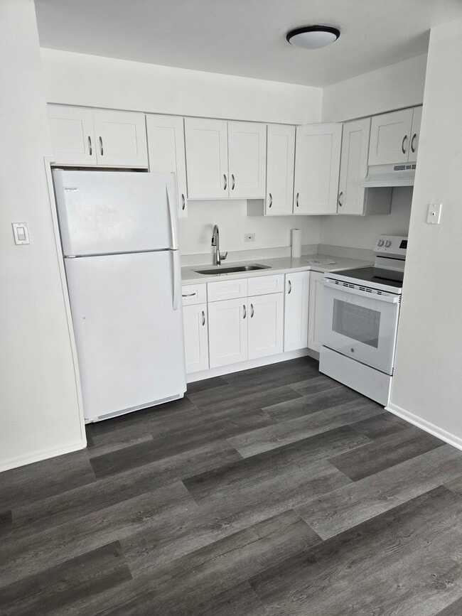 504 Schroeder Ave, Unit #1