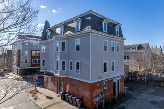 388-394 Wickenden St in Providence, RI - Building Photo - Building Photo