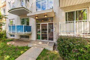 4895 6E Av in Montréal, QC - Building Photo