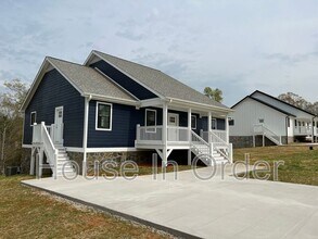 118 Grace Ests Dr in Marion, NC - Building Photo - Building Photo