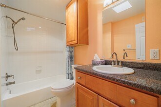 2621 Marilee Ln in Houston, TX - Building Photo - Building Photo