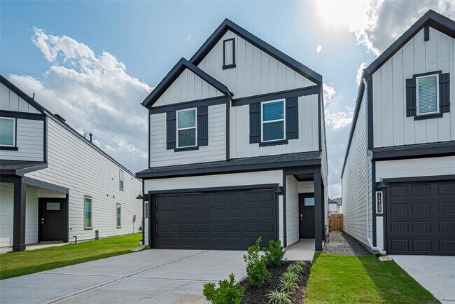 12310 N Greenwood St in Houston, TX - Building Photo - Building Photo