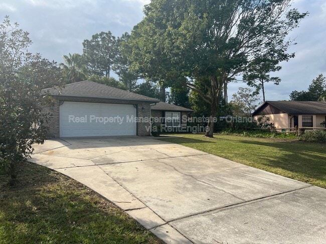 1740 Whipple Dr in Deltona, FL - Building Photo - Building Photo