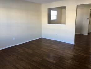 1113 Vincent Rd, Unit A in Warrington, PA - Building Photo - Building Photo