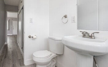 Palmyra Villas in Los Angeles, CA - Foto de edificio - Interior Photo