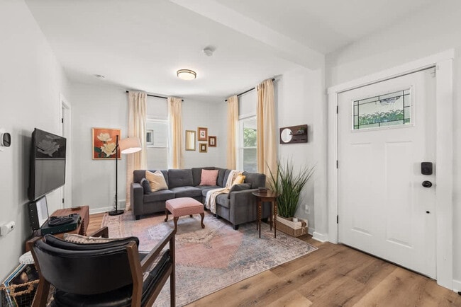 19620 Ormiston Ave in Euclid, OH - Building Photo - Building Photo