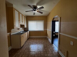 1545 Glenmont Rd in East Cleveland, OH - Building Photo - Building Photo