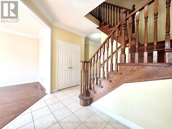 4795 Fulwell Rd in Mississauga, ON - Building Photo - Building Photo