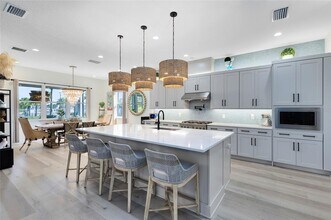 9877 Laurel Berry Dr in Orlando, FL - Building Photo - Building Photo