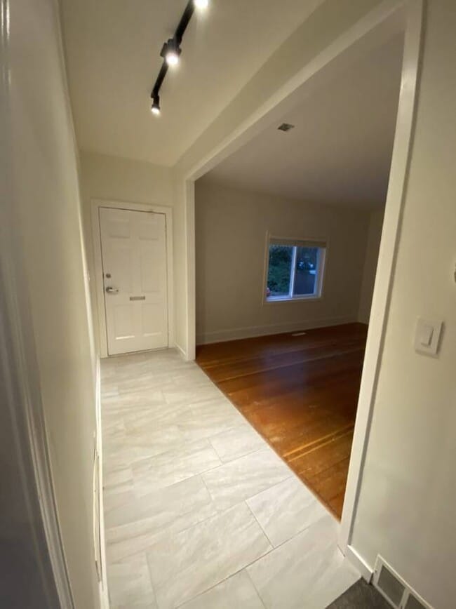 21190 River Rd in Maple Ridge, BC - Building Photo - Building Photo