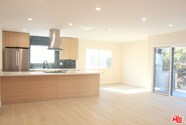property at 322 S Swall Dr