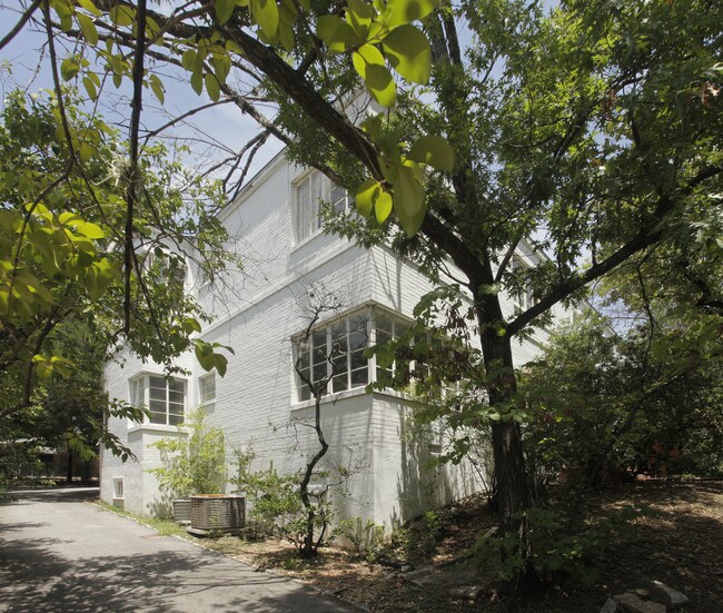 White House in Austin, TX - Building Photo - Building Photo