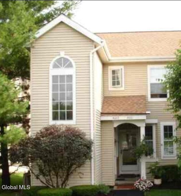 property at 4607 Foxwood Dr S