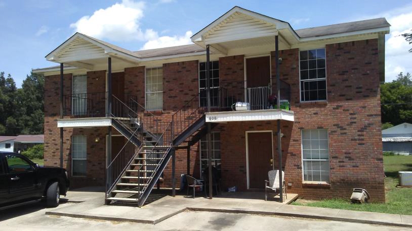 Stewart St Apartments in Tuscumbia, AL - Building Photo