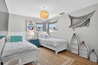 233 2nd St. in Manhattan Beach, CA - Building Photo - Building Photo