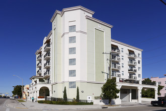 Monserrate Apartments in Miami, FL - Building Photo - Building Photo