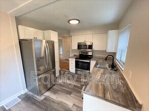 2854 Allview Cir in Cincinnati, OH - Building Photo - Building Photo