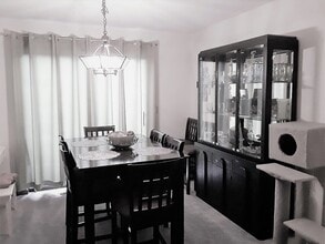 335 Ridgewood Ave in Pittsburgh, PA - Building Photo - Building Photo