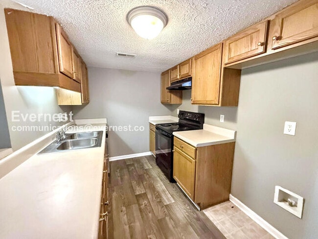 5149 Falling Creek Ln in Birmingham, AL - Building Photo - Building Photo