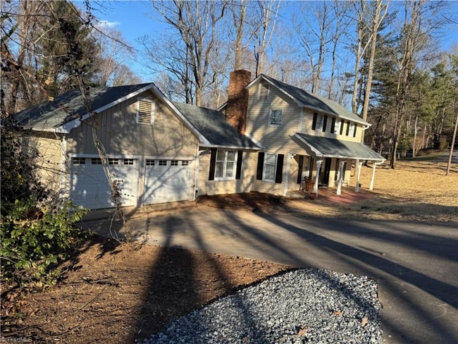 property at 116 N Quail Cir